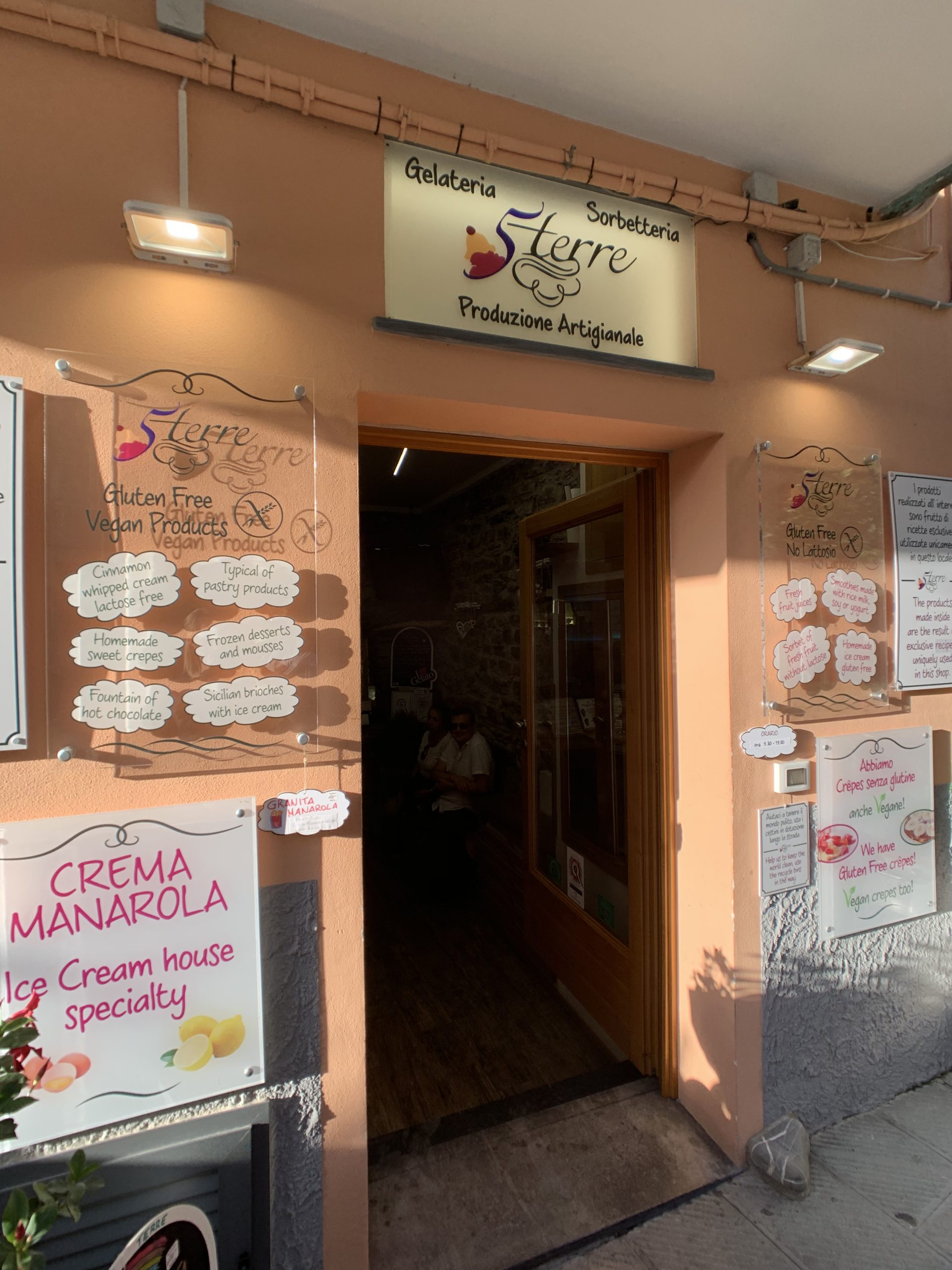 Gluten free Gelateria 5 Terre in Manarola, Cinque Terre, Italy